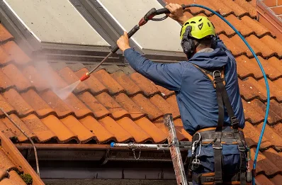 Démoussage et hydrofuge de toiture à Rœux
